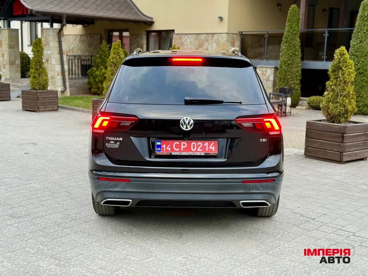 Volkswagen Tiguan - фото 13