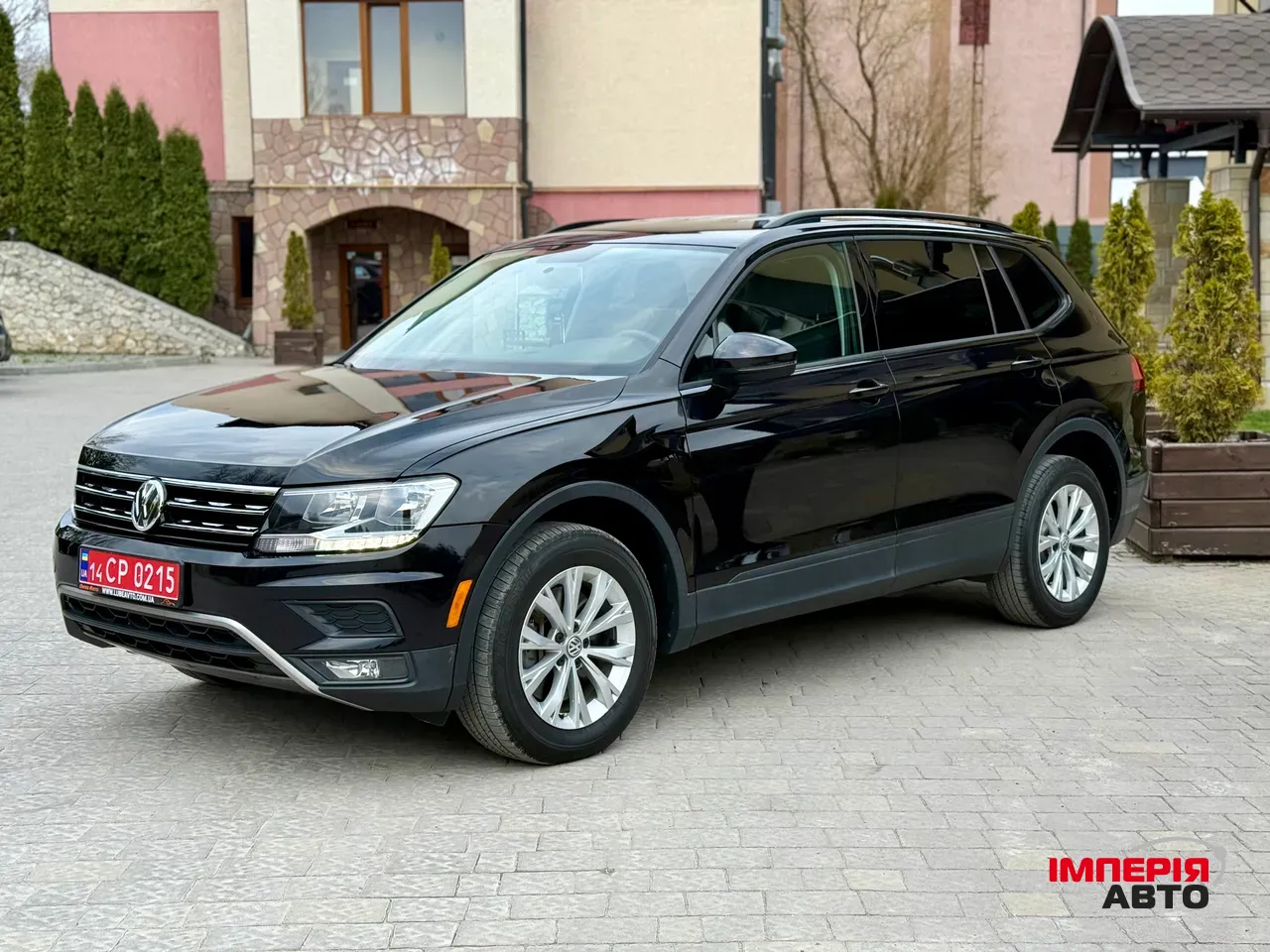 Volkswagen Tiguan - фото 11