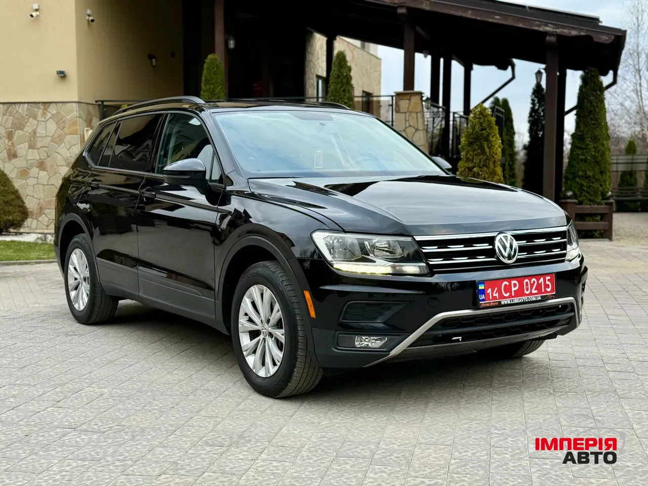 Volkswagen Tiguan - фото 3