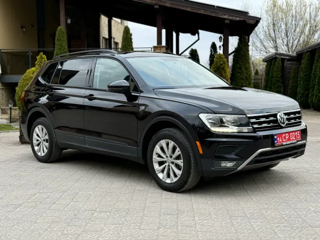 Volkswagen Tiguan - фото 4