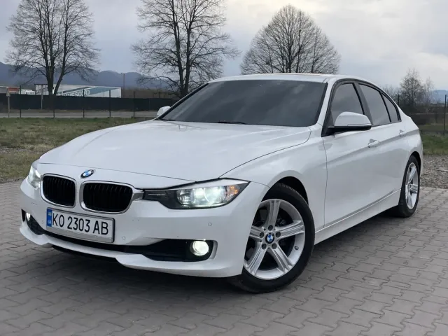 BMW 3 серії - фото 1
