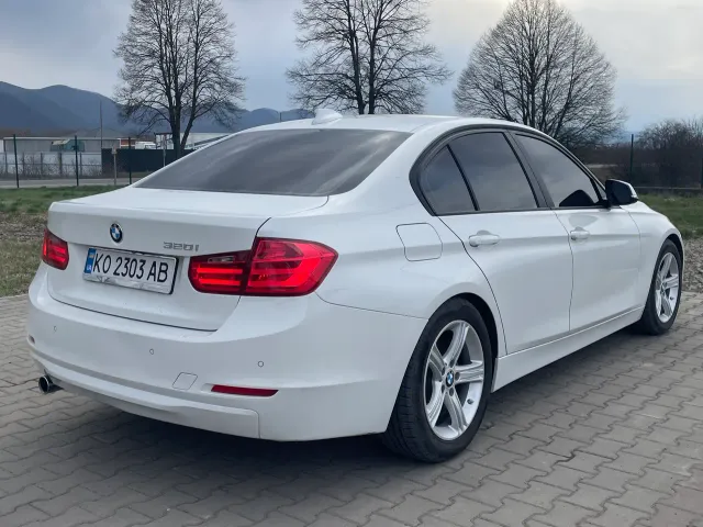 BMW 3 серії - фото 4