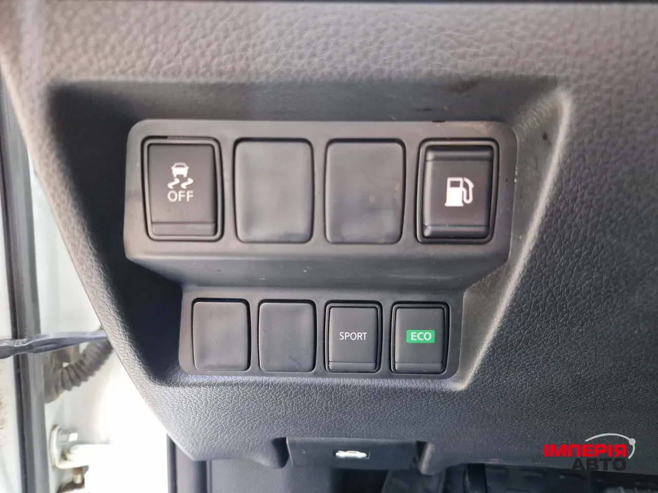 Nissan Rogue - фото 20