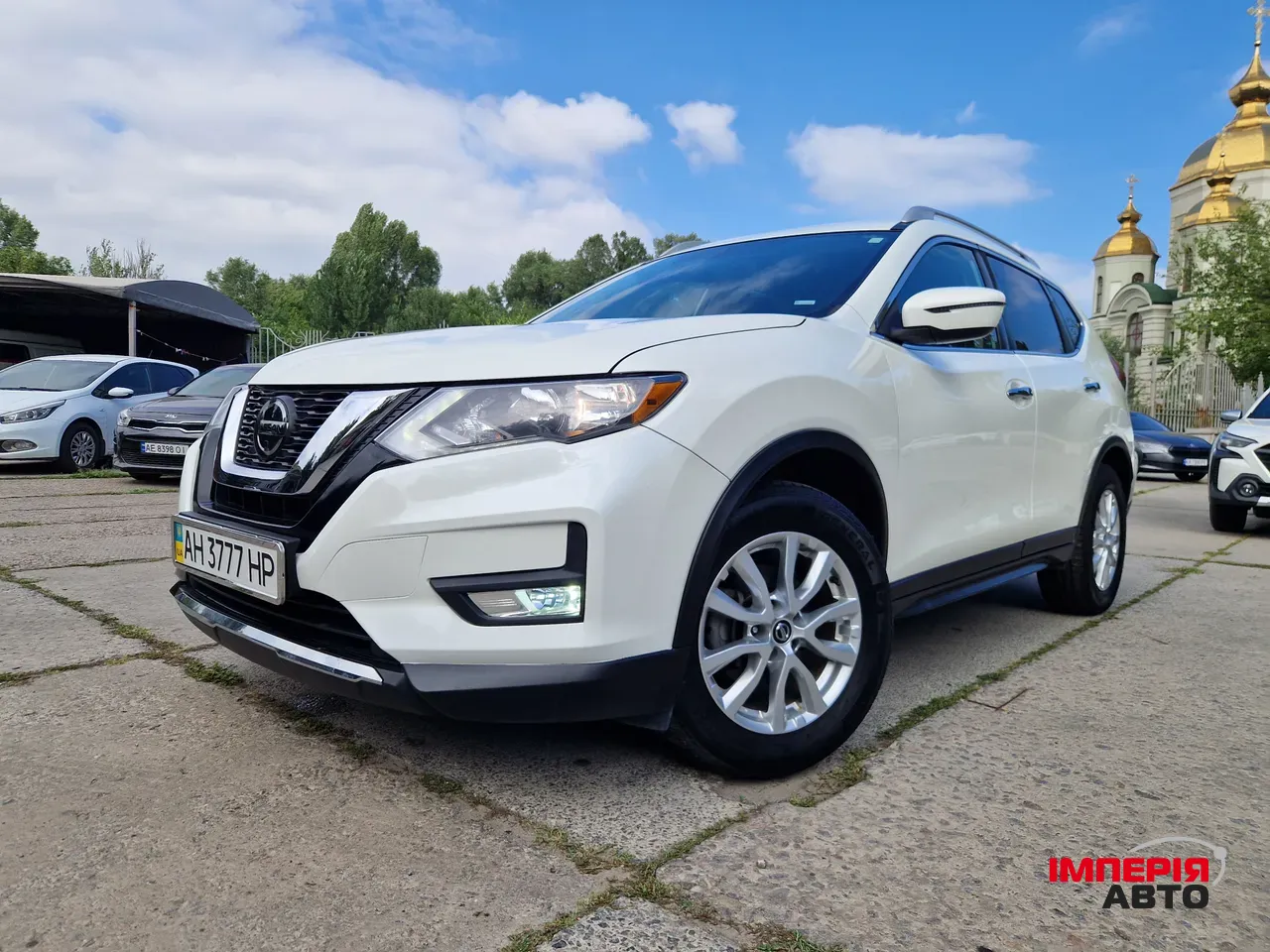 Nissan Rogue - фото 1