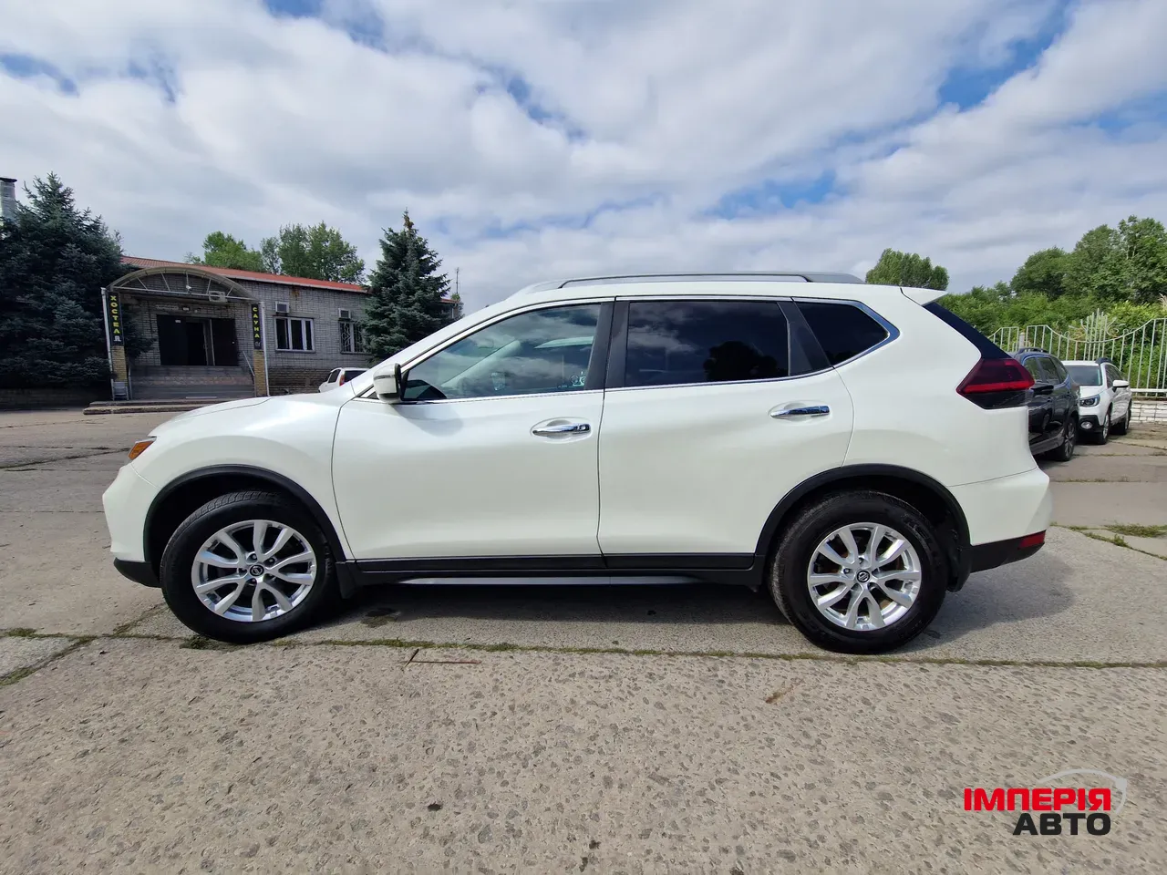 Nissan Rogue - фото 8