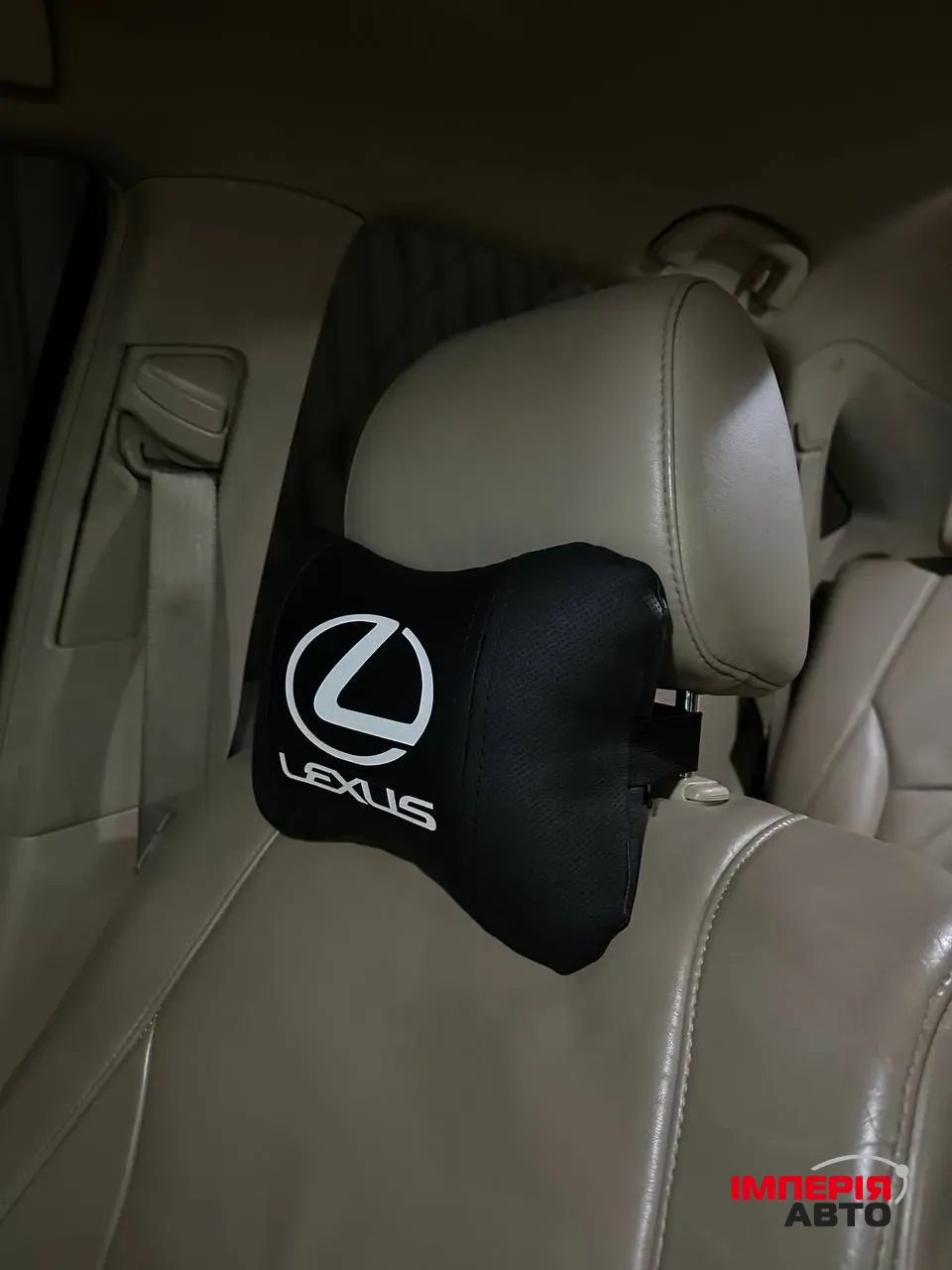 Lexus RX - фото 24