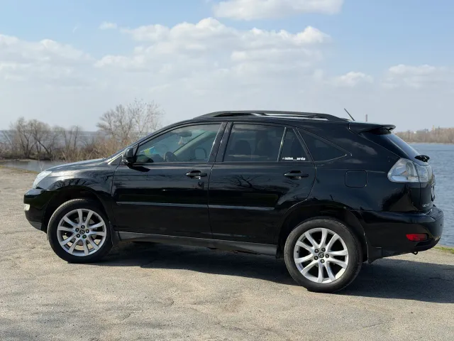 Lexus RX - фото 5