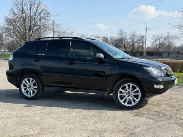 Lexus RX - фото 3