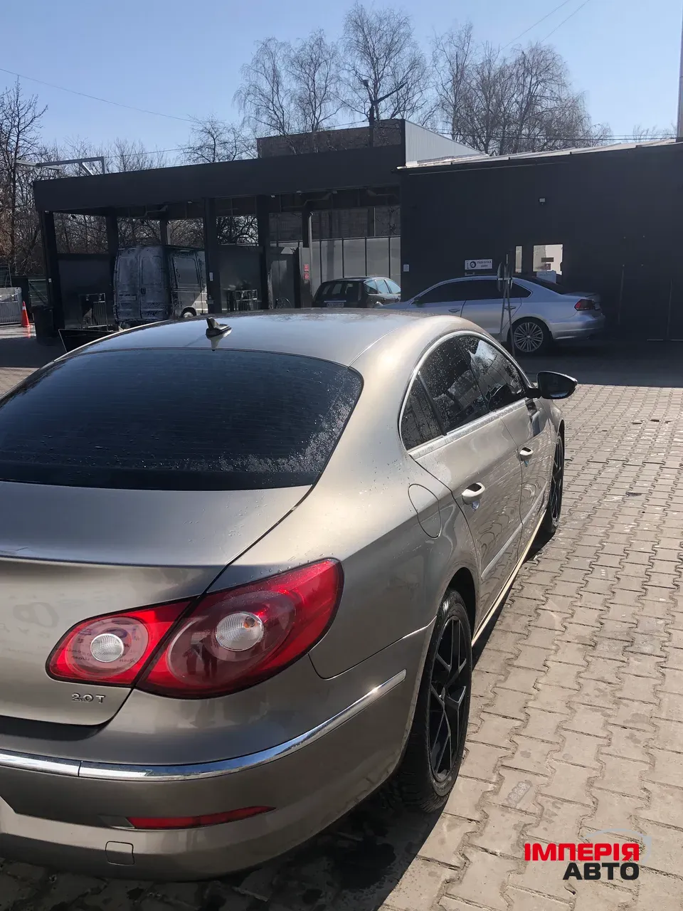 Volkswagen Passat CC - фото 2