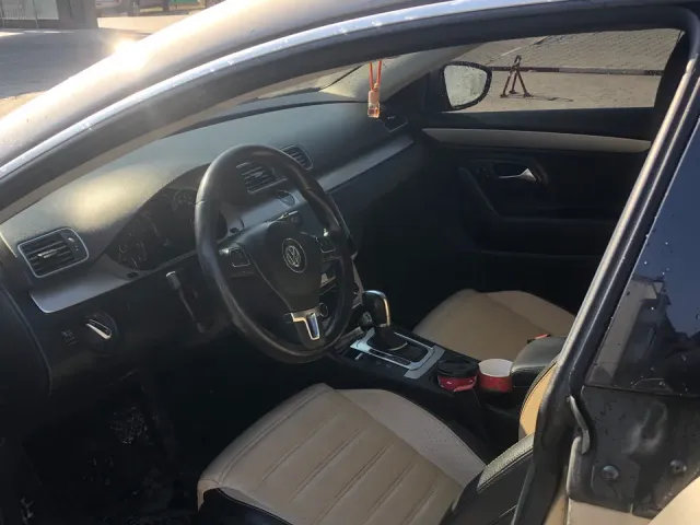 Volkswagen Passat CC - фото 4