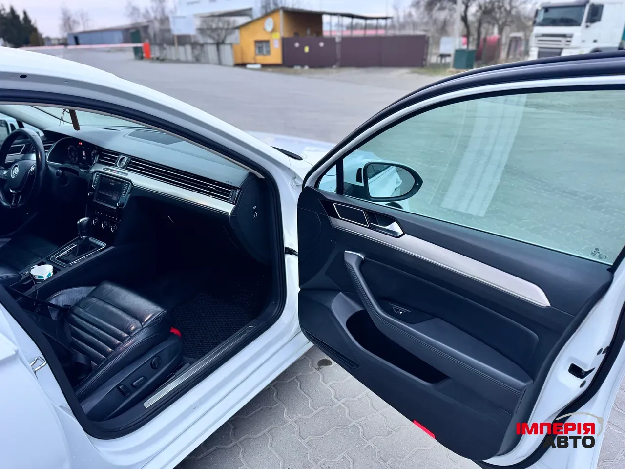 Volkswagen Passat - фото 35