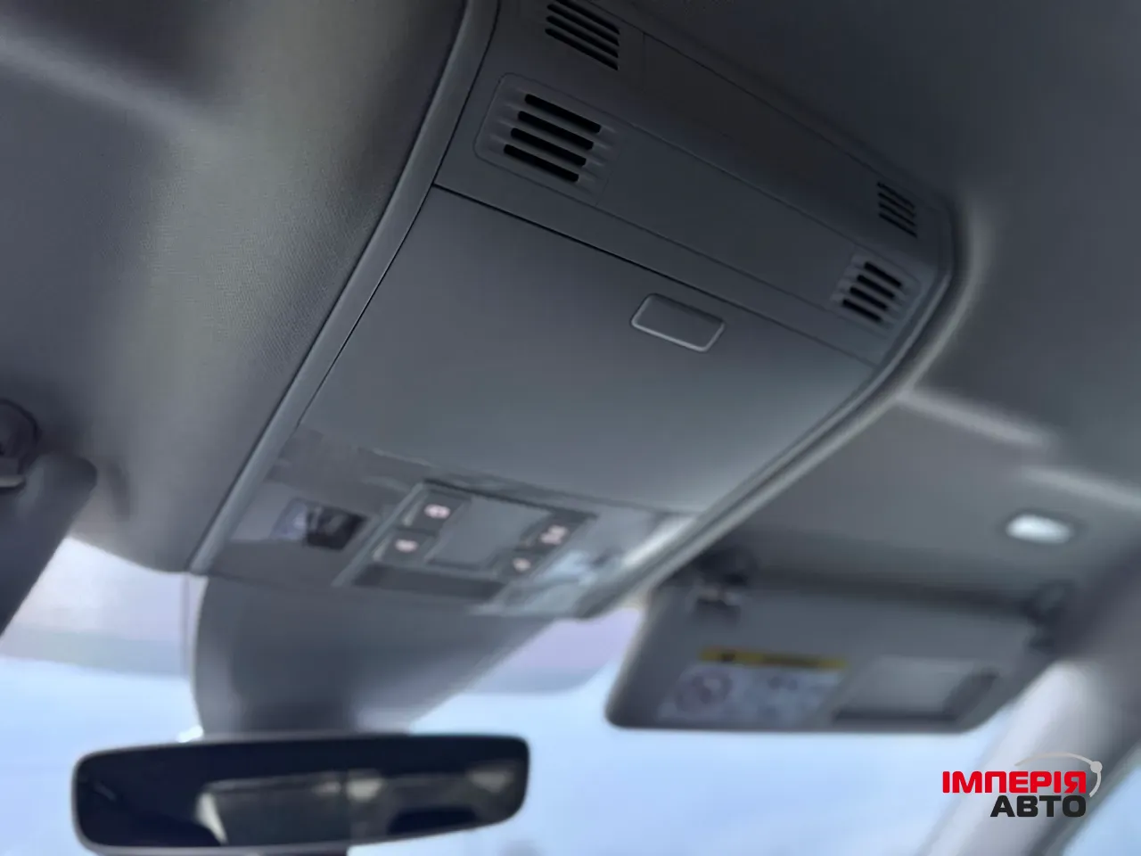 Volkswagen Passat - фото 17