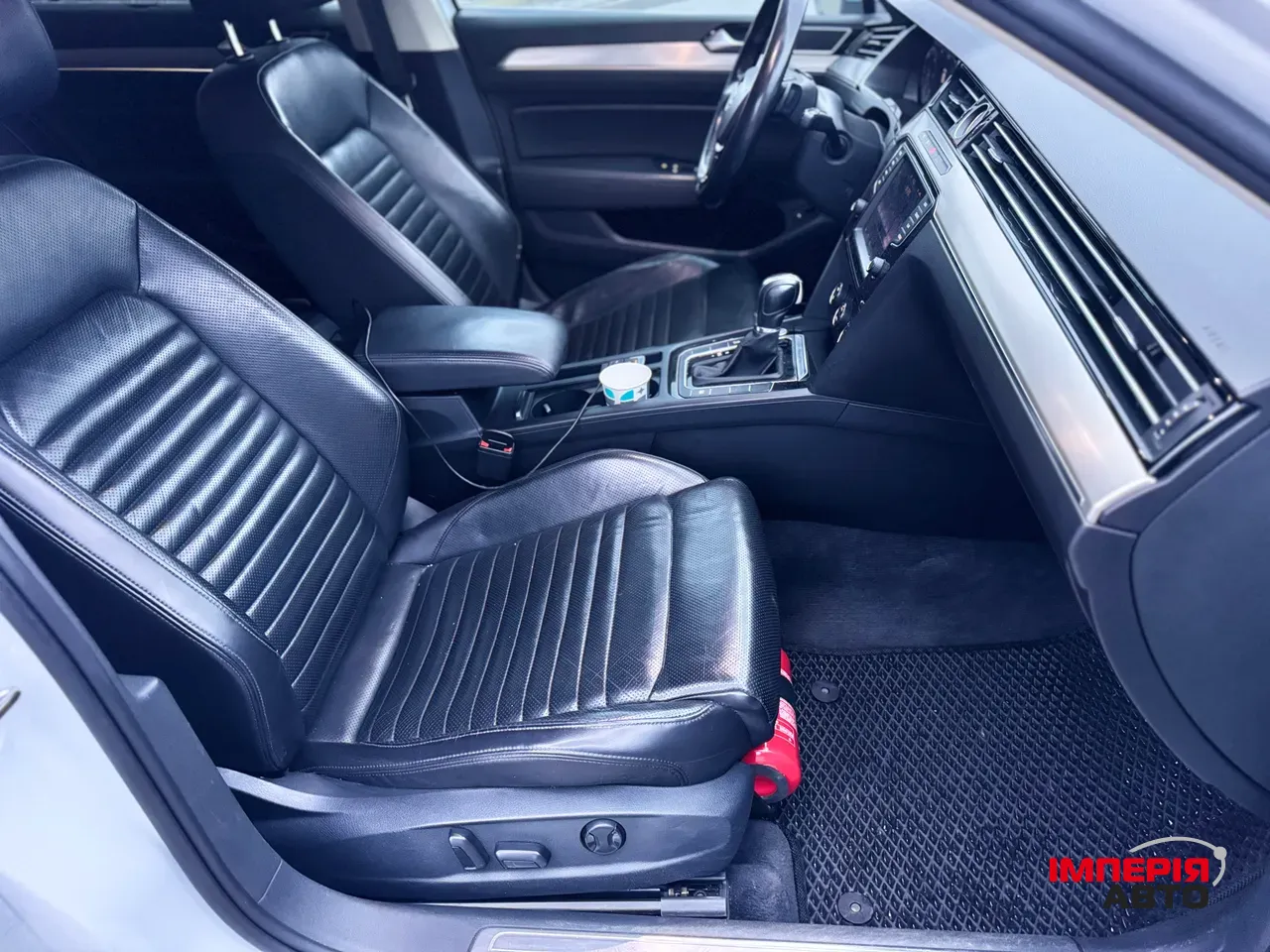 Volkswagen Passat - фото 36