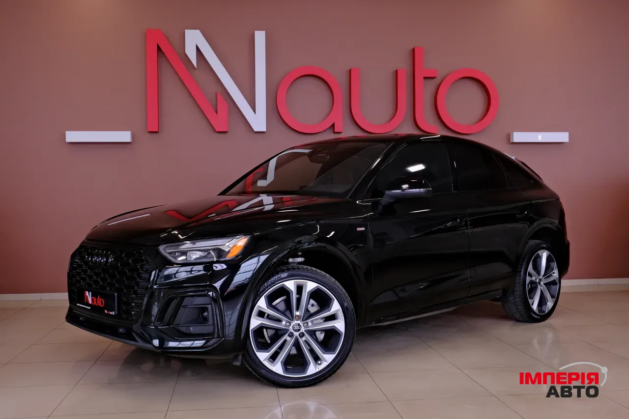 Audi Q5 Sportback - фото 1