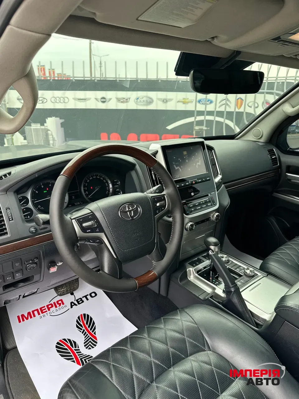 Toyota Land Cruiser - фото 10