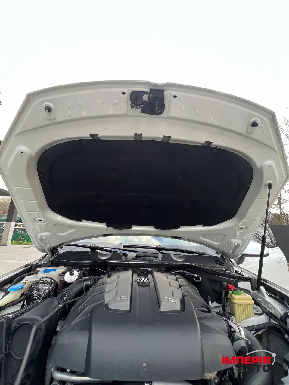 Volkswagen Touareg - фото 25