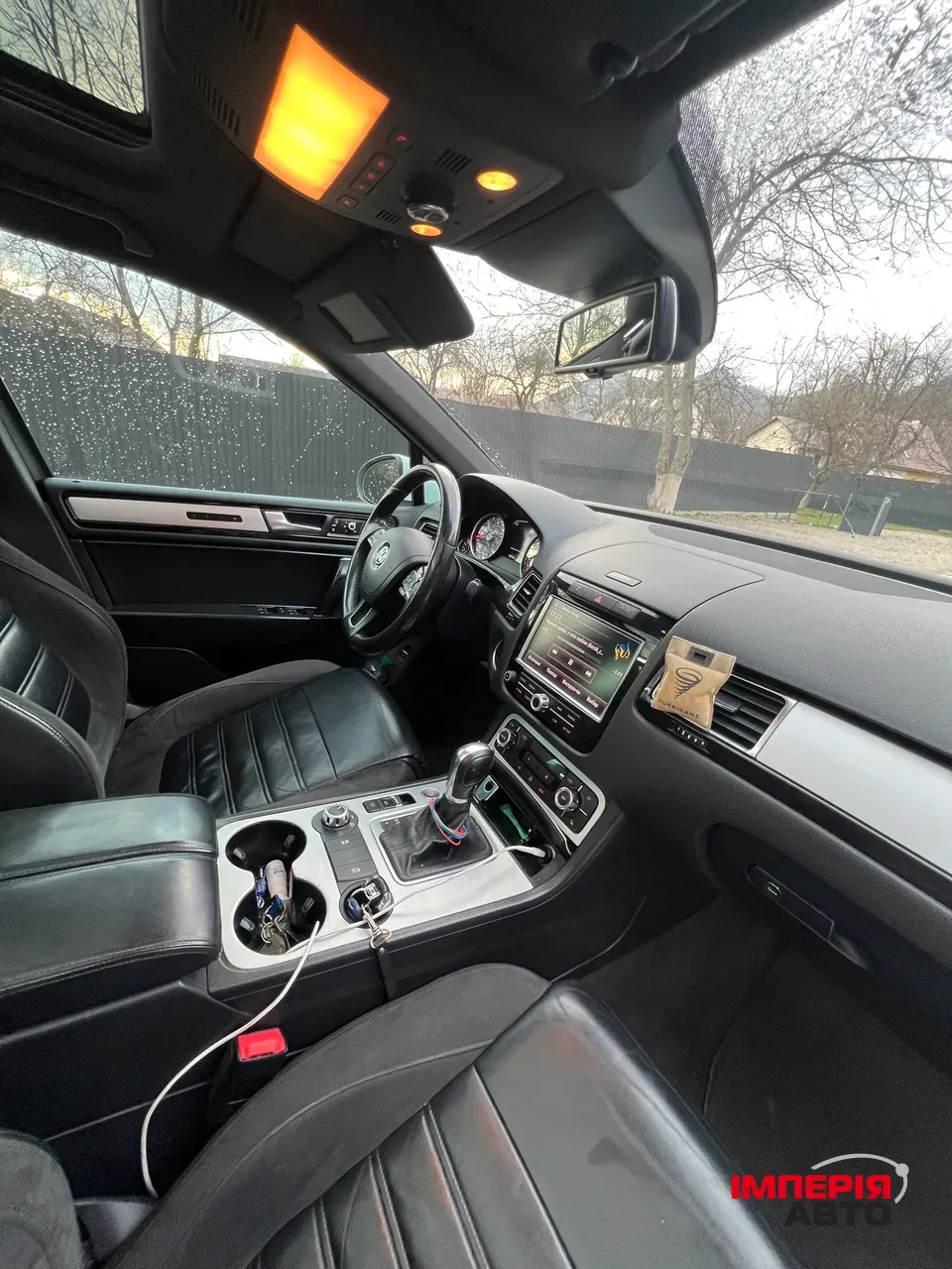 Volkswagen Touareg - фото 18