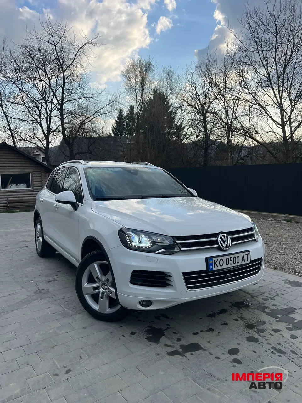 Volkswagen Touareg - фото 1