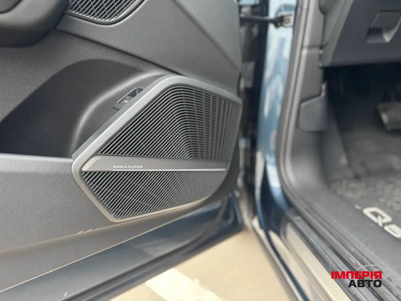 Audi Q5 - фото 14