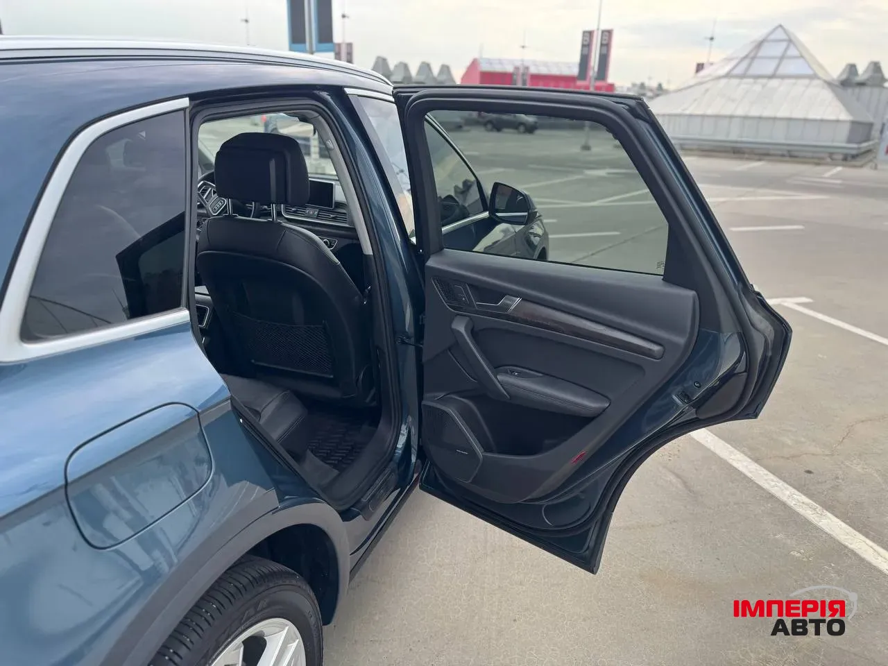 Audi Q5 - фото 18