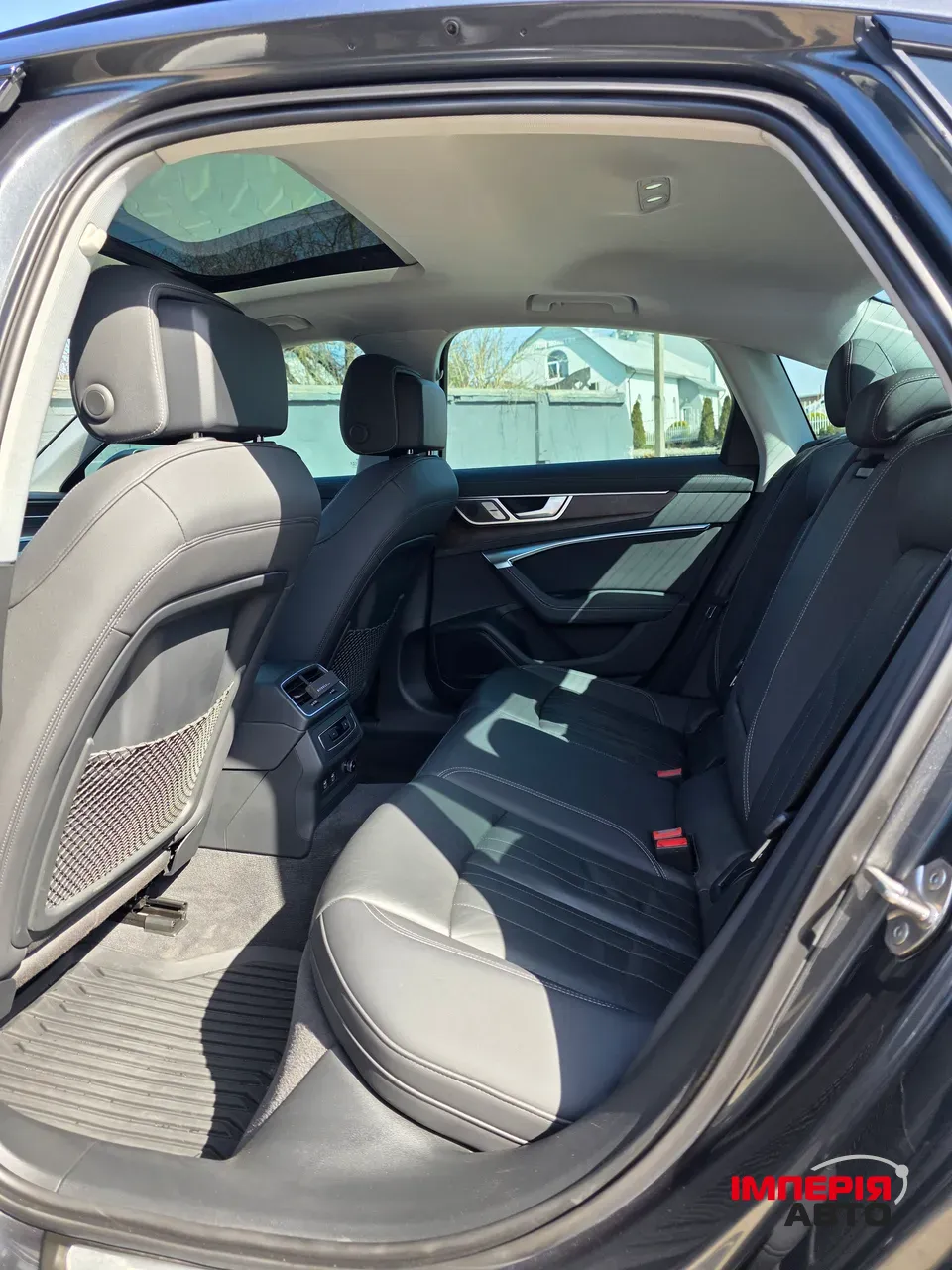 Audi A6 - фото 17