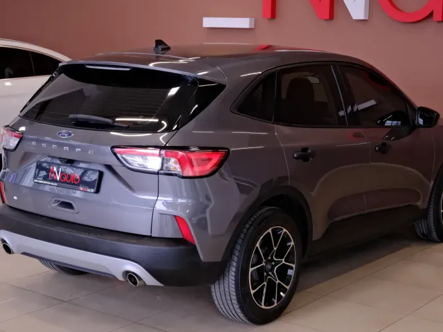 Ford Escape - фото 5