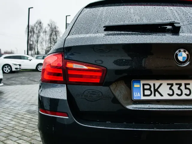 BMW 5 серії - фото 5