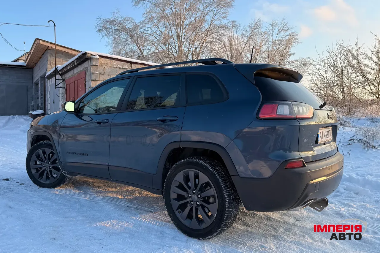 Jeep Cherokee - фото 31