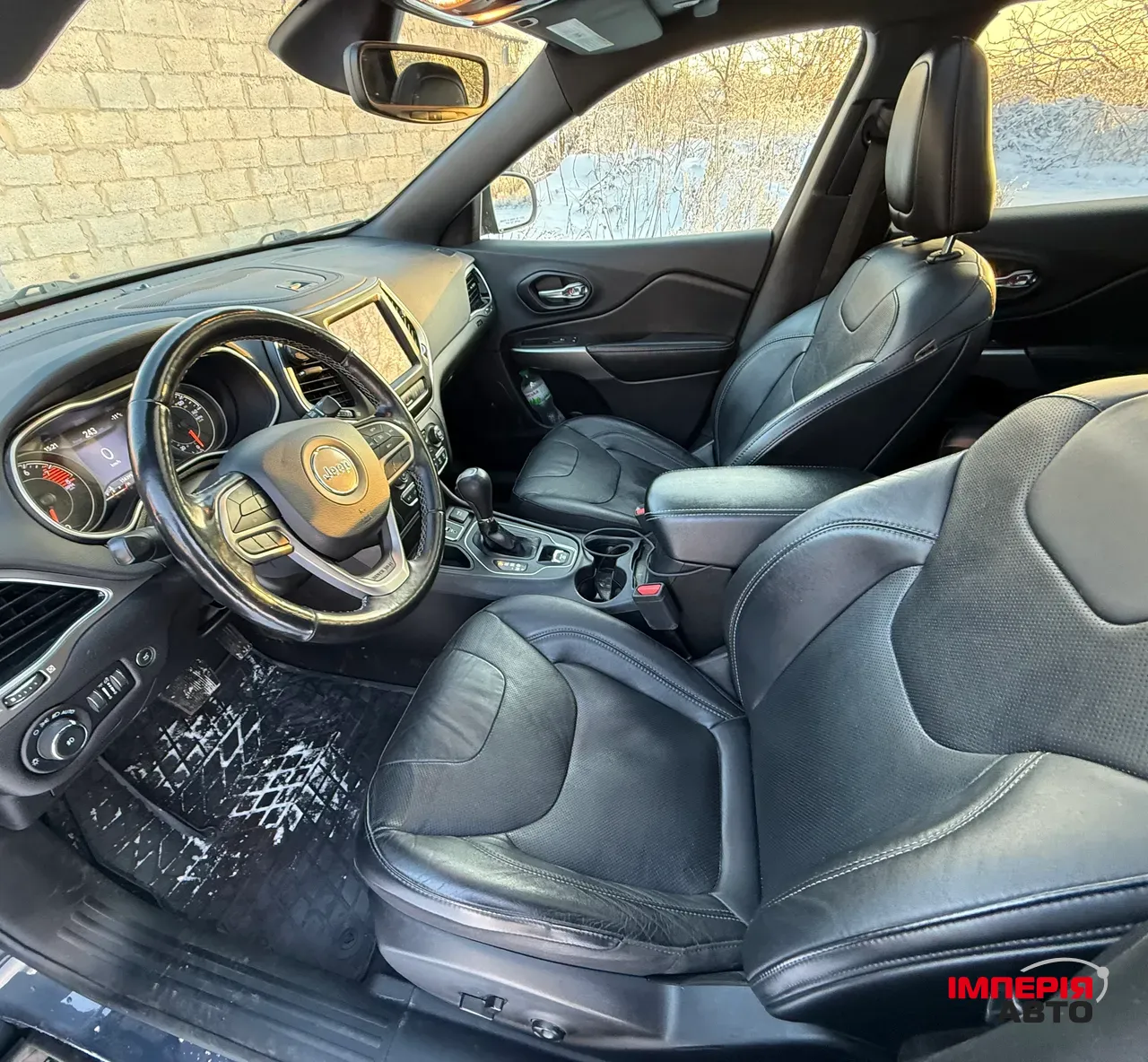 Jeep Cherokee - фото 28