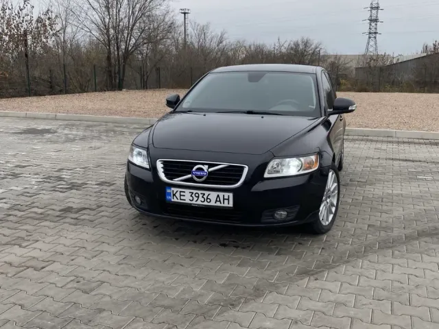 Volvo V50 - фото 2