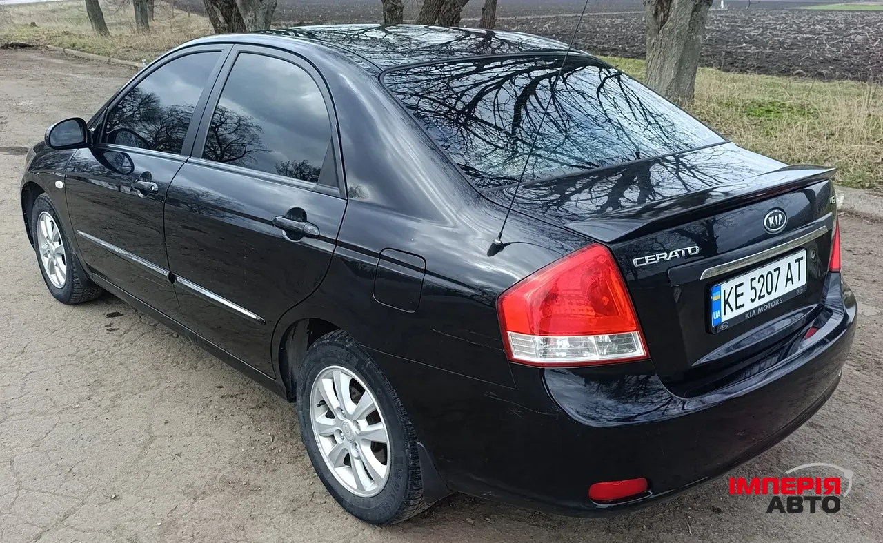 Kia Cerato - фото 8