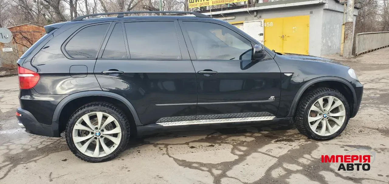 BMW X5 - фото 2