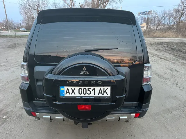 Mitsubishi Pajero - фото 5