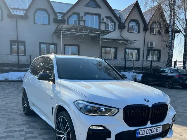 BMW X5 - фото 1