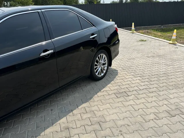 Toyota Camry - фото 5
