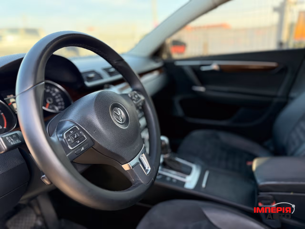 Volkswagen Passat - фото 8