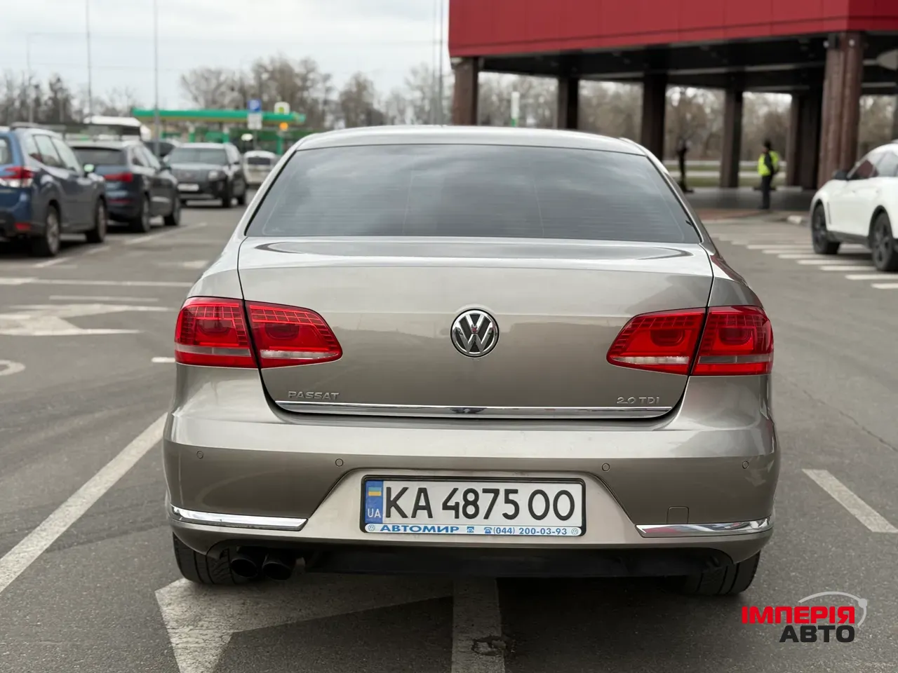 Volkswagen Passat - фото 10