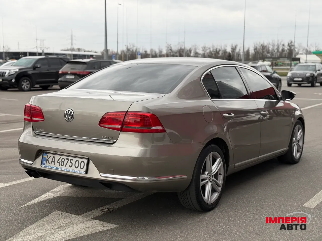 Volkswagen Passat - фото 11
