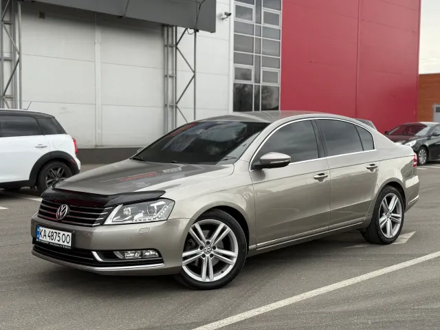Volkswagen Passat - фото 5