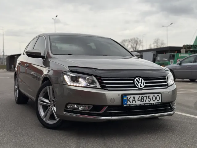 Volkswagen Passat - фото 3