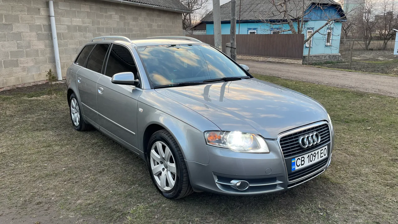 Audi A4 - фото 3