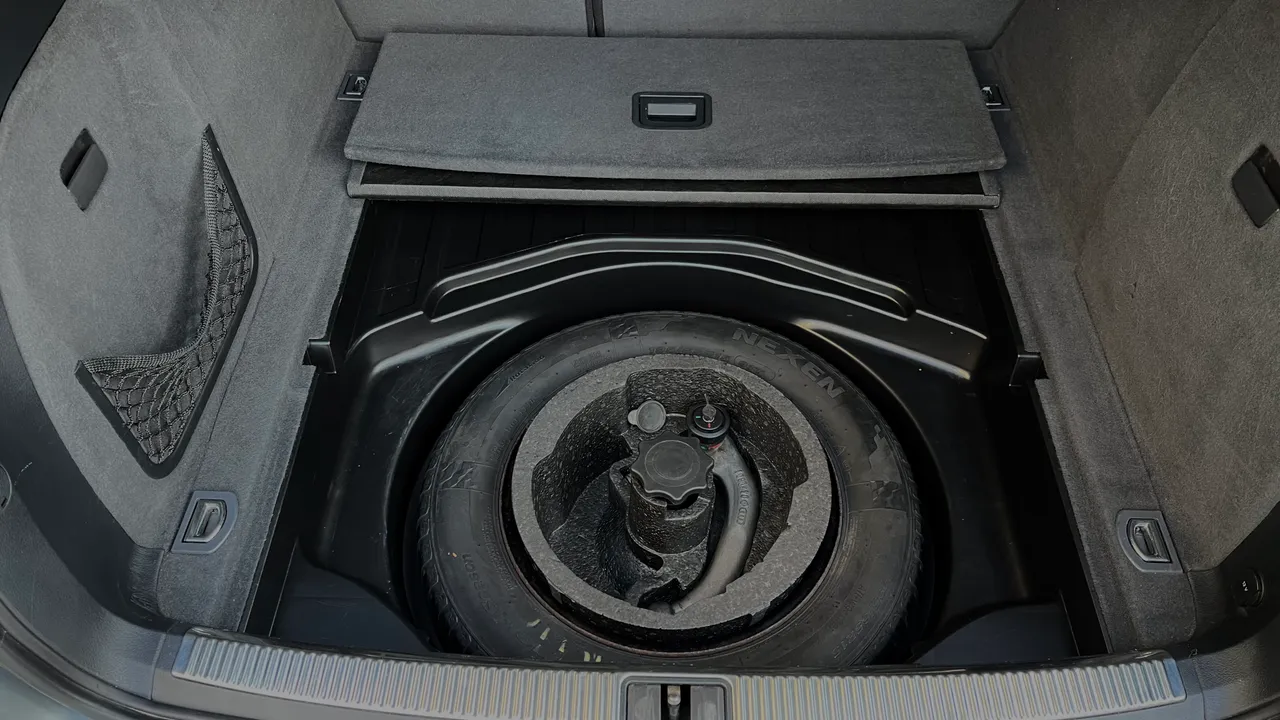 Audi A4 - фото 31