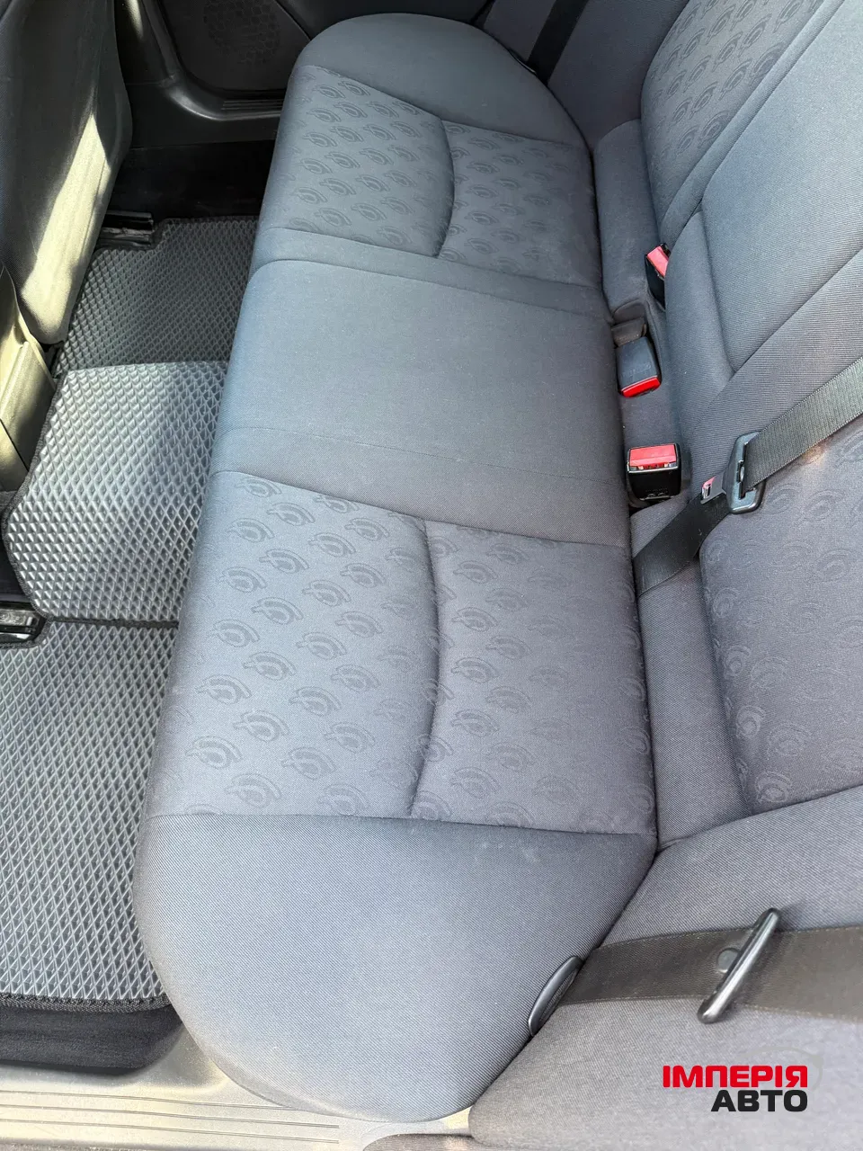 Mercedes-Benz C-Класс - фото 9