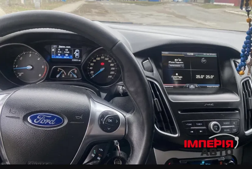 Ford Focus - фото 4