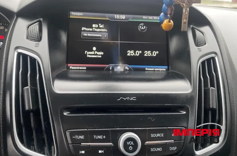 Ford Focus - фото 7