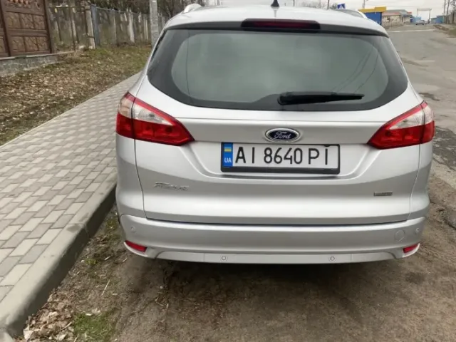 Ford Focus - фото 2