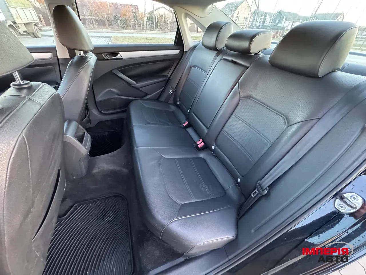 Volkswagen Passat USA/NMS - фото 9