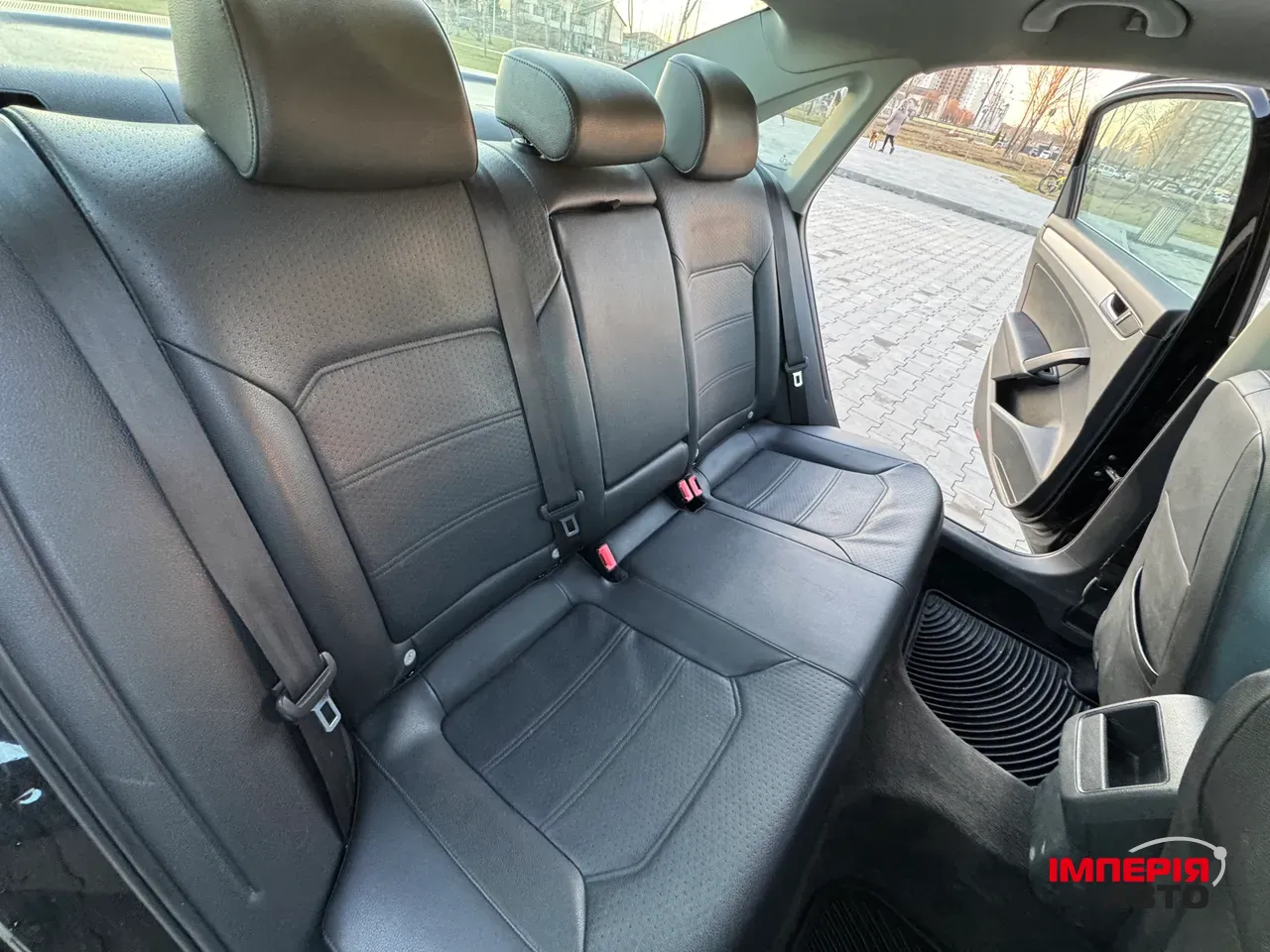 Volkswagen Passat USA/NMS - фото 10