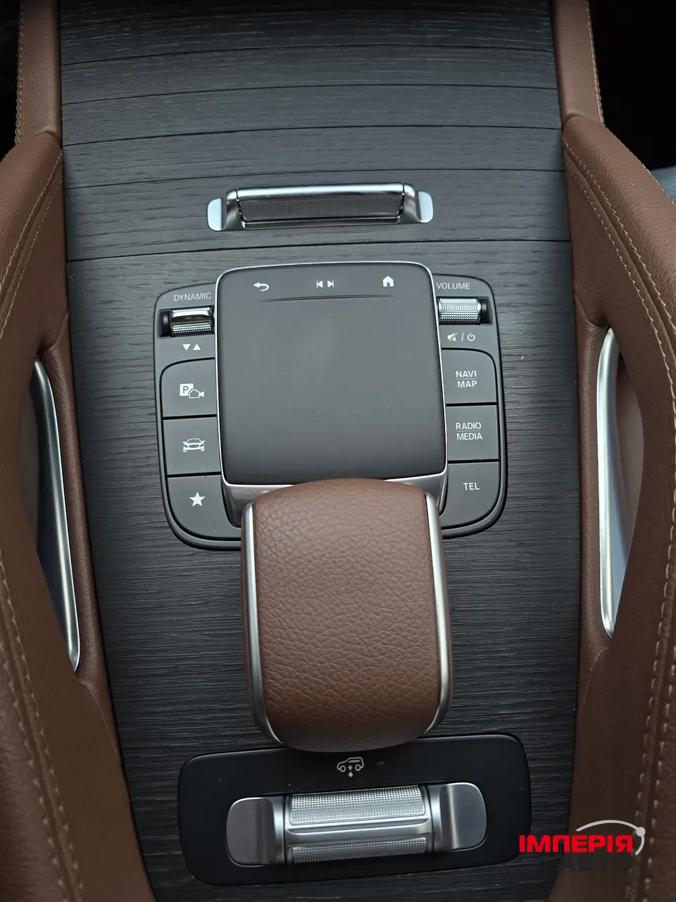 Mercedes-Benz GLE - фото 36