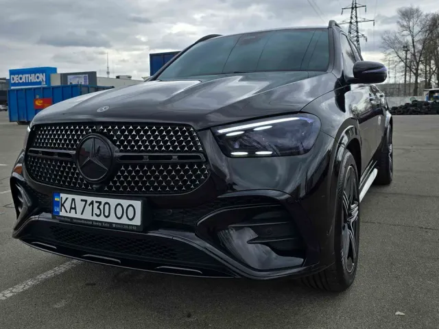 Mercedes-Benz GLE - фото 1